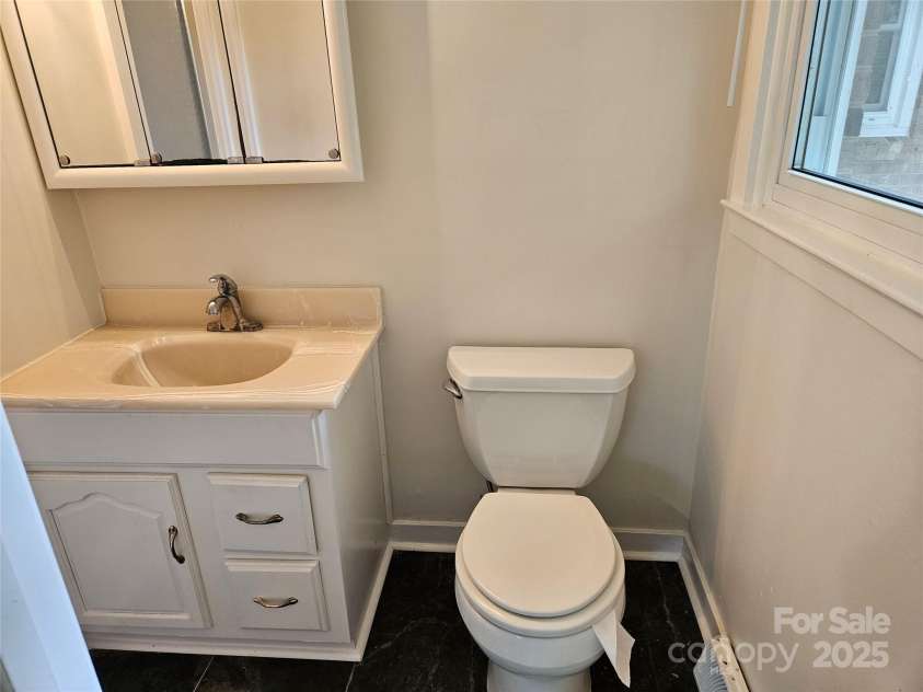 20402 Norton Road, Albemarle, NC 28001.  MLS# CAR4328992, YatesRealty ID 30058. 