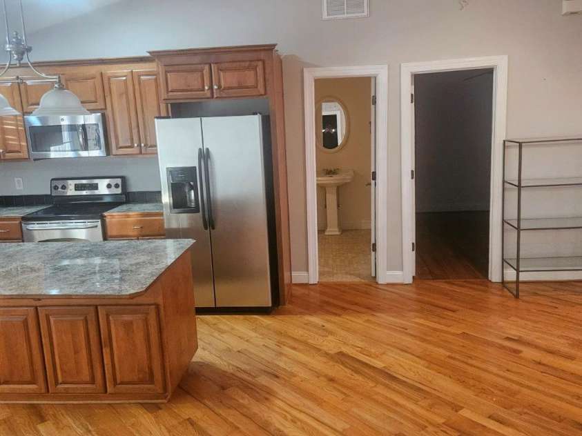 2119 Lakeview Lane, Charlotte, NC 28214.  MLS# CAR4356460, YatesRealty ID 30058. 