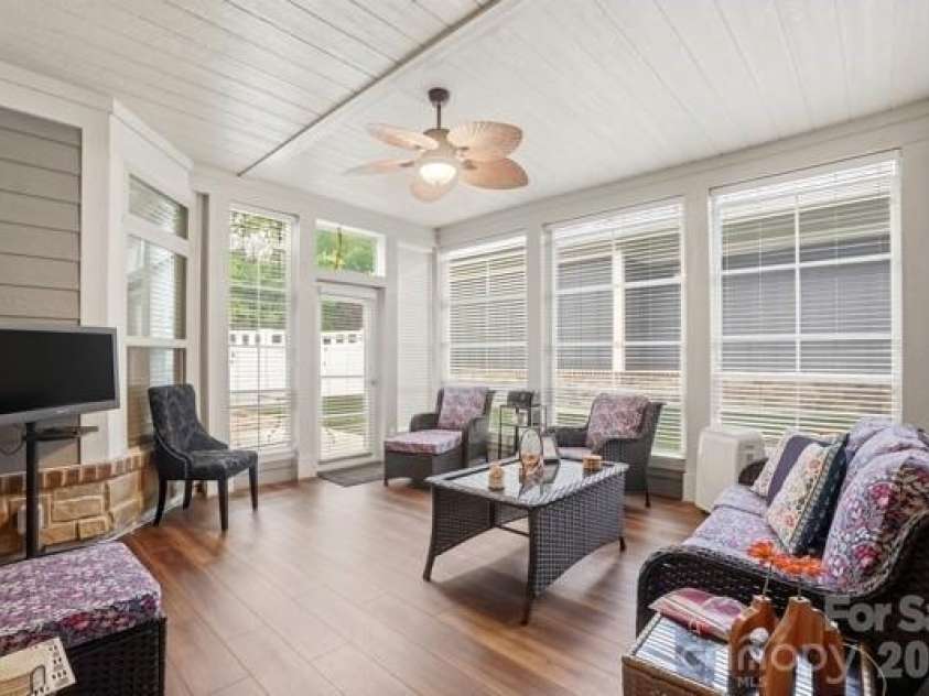 1062 Millview Lane, Matthews, NC 28104.  MLS# CAR4382909, YatesRealty ID 30059. 