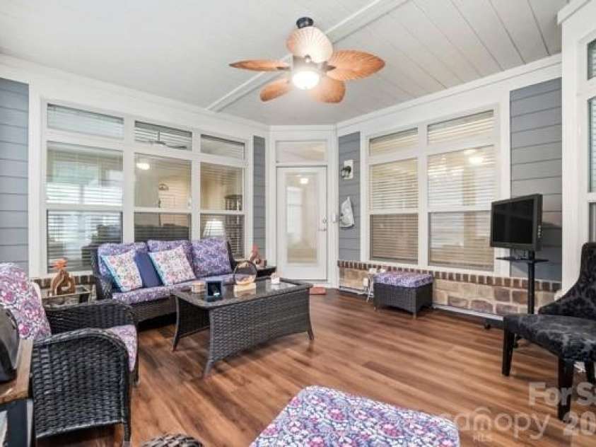 1062 Millview Lane, Matthews, NC 28104.  MLS# CAR4382909, YatesRealty ID 30059. 