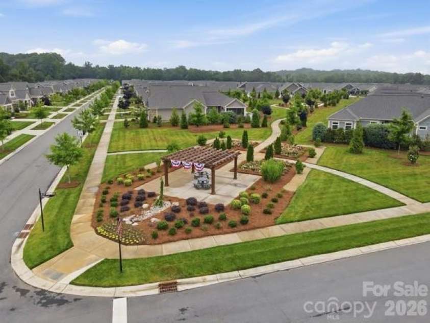 1062 Millview Lane, Matthews, NC 28104.  MLS# CAR4382909, YatesRealty ID 30059. 