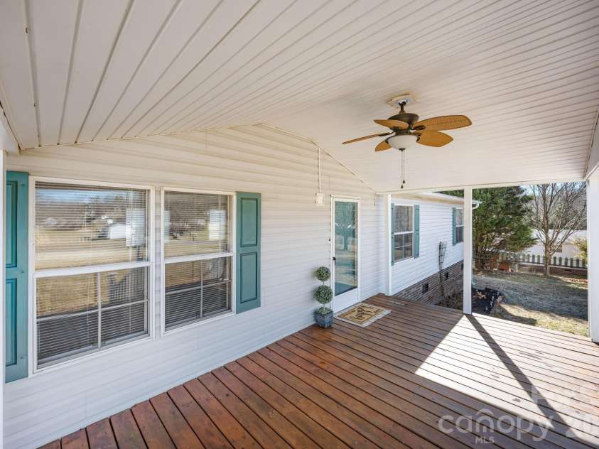 1024 Rogue Court, Kannapolis, NC 28081.  MLS# CAR4346736, YatesRealty ID 3006. 