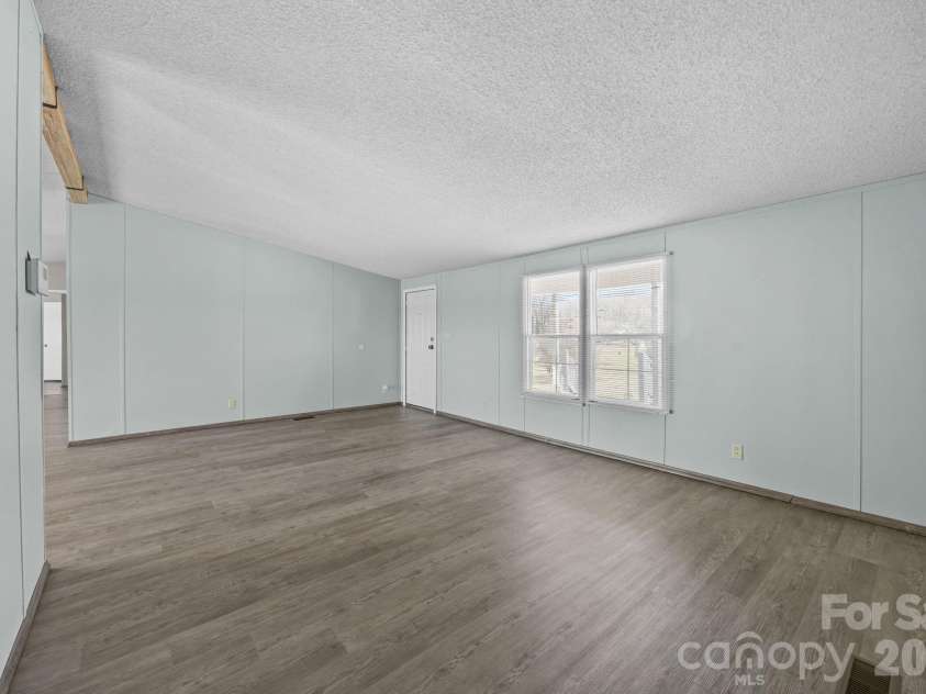 1024 Rogue Court, Kannapolis, NC 28081.  MLS# CAR4346736, YatesRealty ID 3006. 