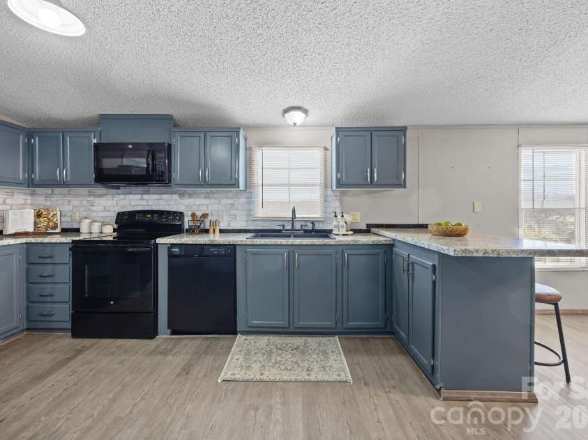 1024 Rogue Court, Kannapolis, NC 28081.  MLS# CAR4346736, YatesRealty ID 3006. 
