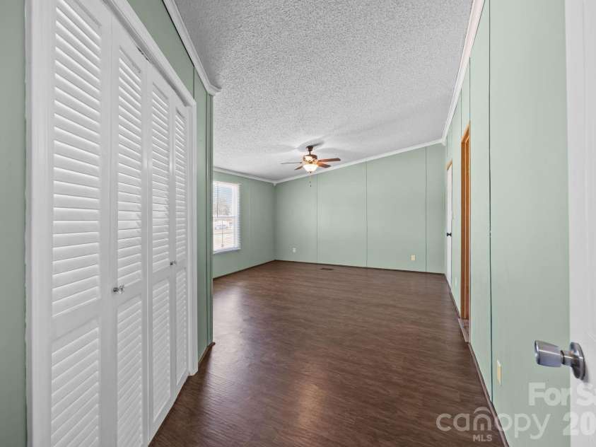 1024 Rogue Court, Kannapolis, NC 28081.  MLS# CAR4346736, YatesRealty ID 3006. 