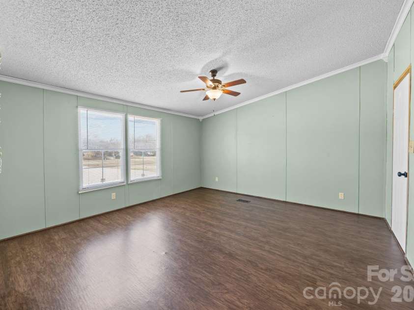 1024 Rogue Court, Kannapolis, NC 28081.  MLS# CAR4346736, YatesRealty ID 3006. 