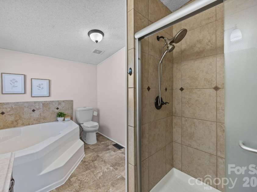 1024 Rogue Court, Kannapolis, NC 28081.  MLS# CAR4346736, YatesRealty ID 3006. 