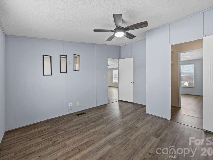 1024 Rogue Court, Kannapolis, NC 28081.  MLS# CAR4346736, YatesRealty ID 3006. 