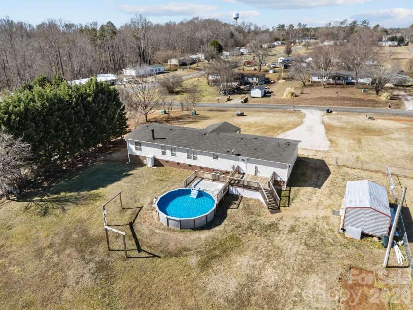 1024 Rogue Court, Kannapolis, NC 28081.  MLS# CAR4346736, YatesRealty ID 3006. 