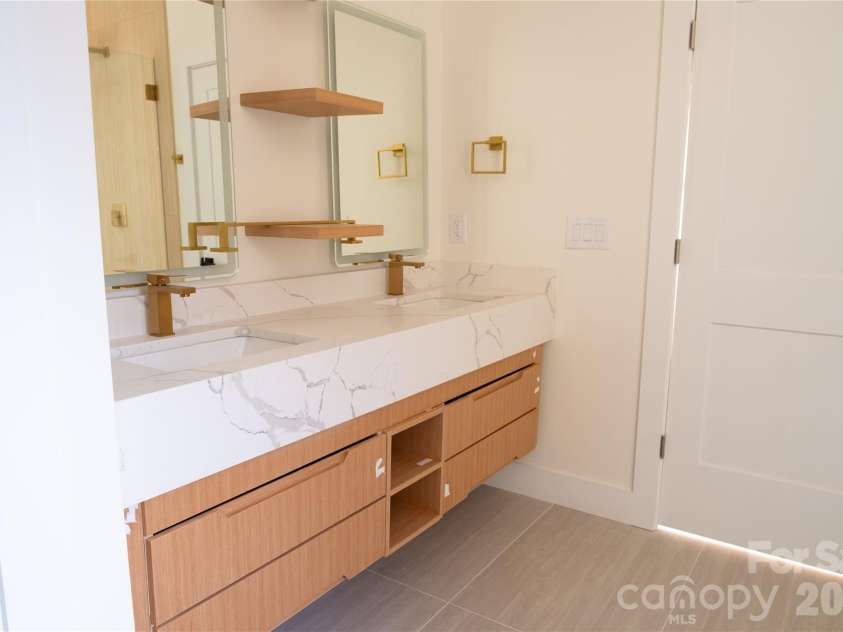 1912 Grier Avenue, Charlotte, NC 28216.  MLS# CAR4319722, YatesRealty ID 3006. 