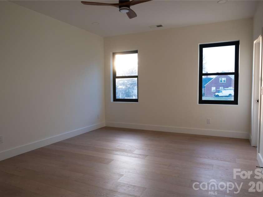 1912 Grier Avenue, Charlotte, NC 28216.  MLS# CAR4319722, YatesRealty ID 3006. 