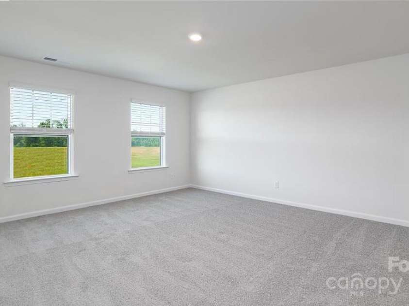 564 Country Oak Drive, Asheville, NC 28804.  MLS# CAR4165775, YatesRealty ID 3006. REPRESENTATION ONLY PHOTO