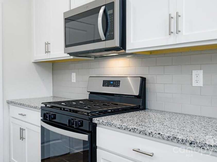 564 Country Oak Drive, Asheville, NC 28804.  MLS# CAR4165775, YatesRealty ID 3006. REPRESENTATION ONLY PHOTO