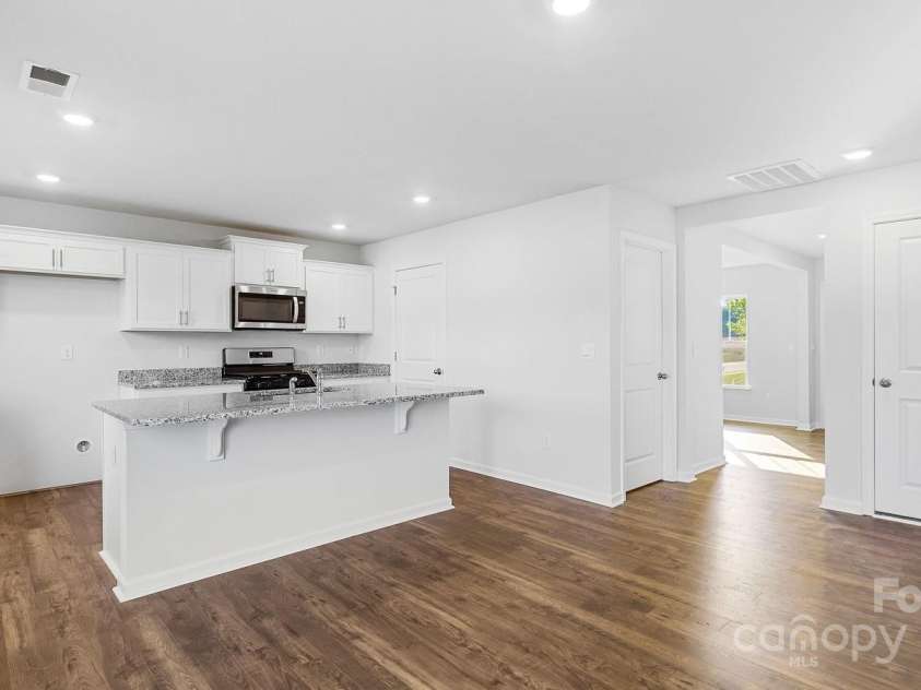 564 Country Oak Drive, Asheville, NC 28804.  MLS# CAR4165775, YatesRealty ID 3006. REPRESENTATION ONLY PHOTO