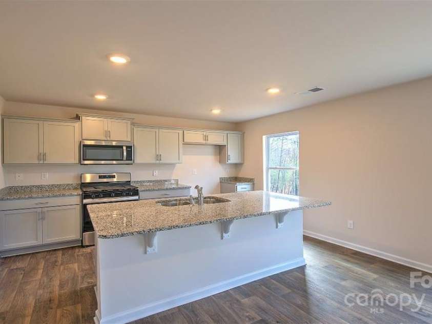 564 Country Oak Drive, Asheville, NC 28804.  MLS# CAR4165775, YatesRealty ID 3006. REPRESENTATION ONLY PHOTO