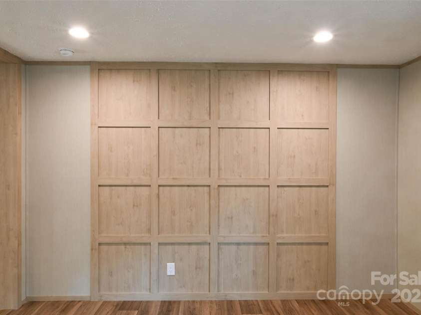 1141 Mountain Brook Drive, Clover, SC 29710.  MLS# CAR4287582, YatesRealty ID 30060. 