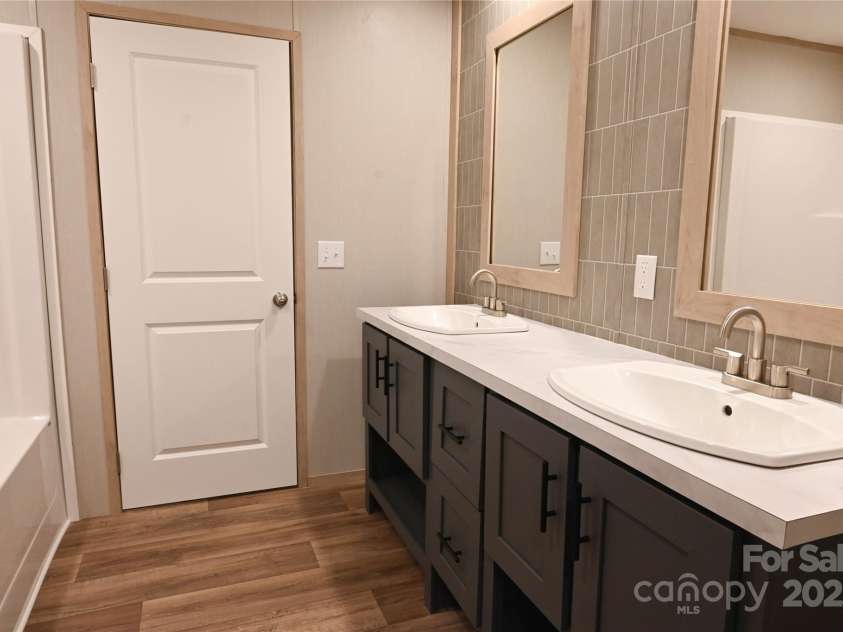 1141 Mountain Brook Drive, Clover, SC 29710.  MLS# CAR4287582, YatesRealty ID 30060. 