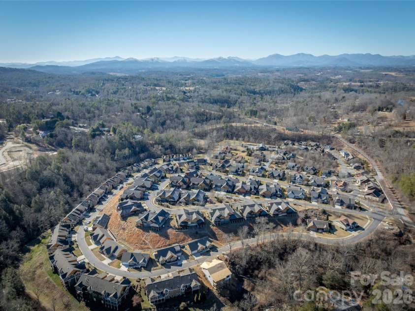 3 Holland Mountain View, Asheville, NC 28804.  MLS# CAR4381829, YatesRealty ID 30060. 