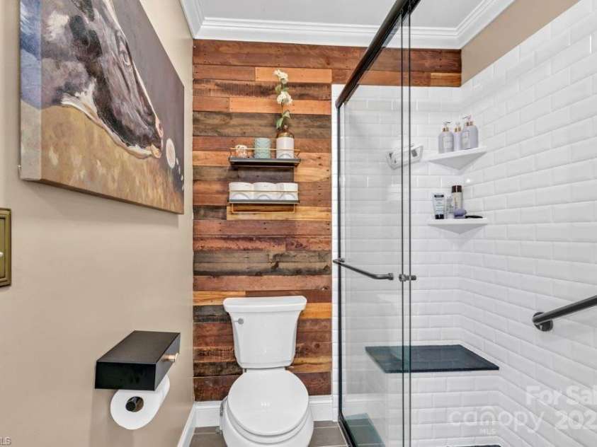 206 Brook Street, Wilkesboro, NC 28697.  MLS# CAR4288457, YatesRealty ID 30061. 