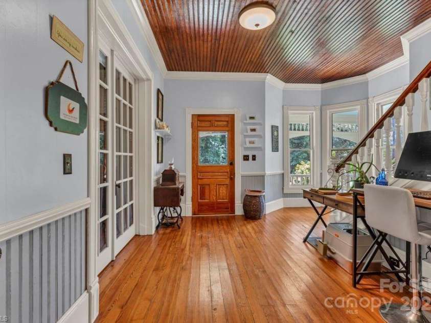 206 Brook Street, Wilkesboro, NC 28697.  MLS# CAR4288457, YatesRealty ID 30061. 