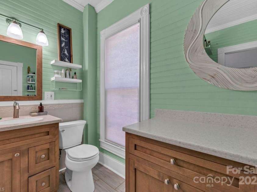 206 Brook Street, Wilkesboro, NC 28697.  MLS# CAR4288457, YatesRealty ID 30061. 