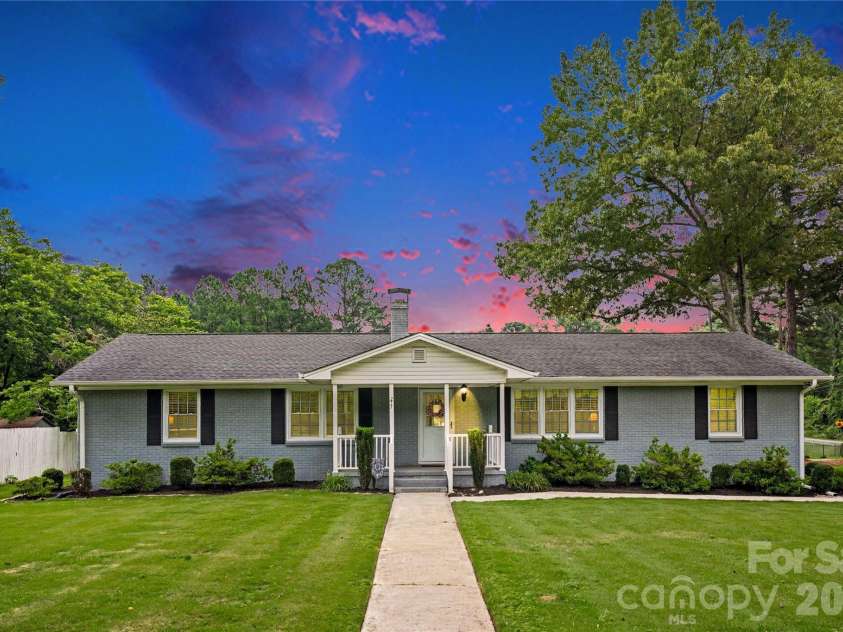 277 Westerwood Drive, Rock Hill, SC 29732.  MLS# CAR4392091, YatesRealty ID 30062. 