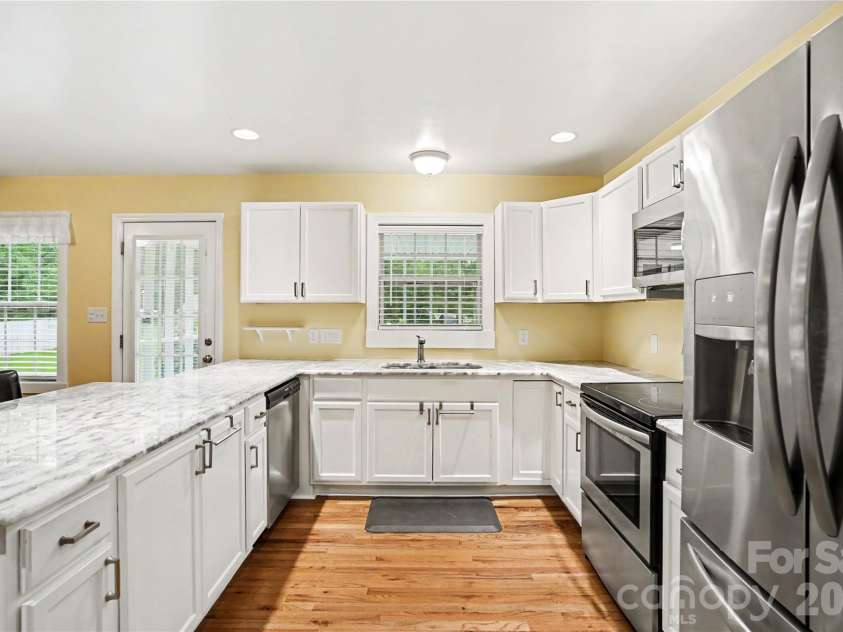 277 Westerwood Drive, Rock Hill, SC 29732.  MLS# CAR4392091, YatesRealty ID 30062. 