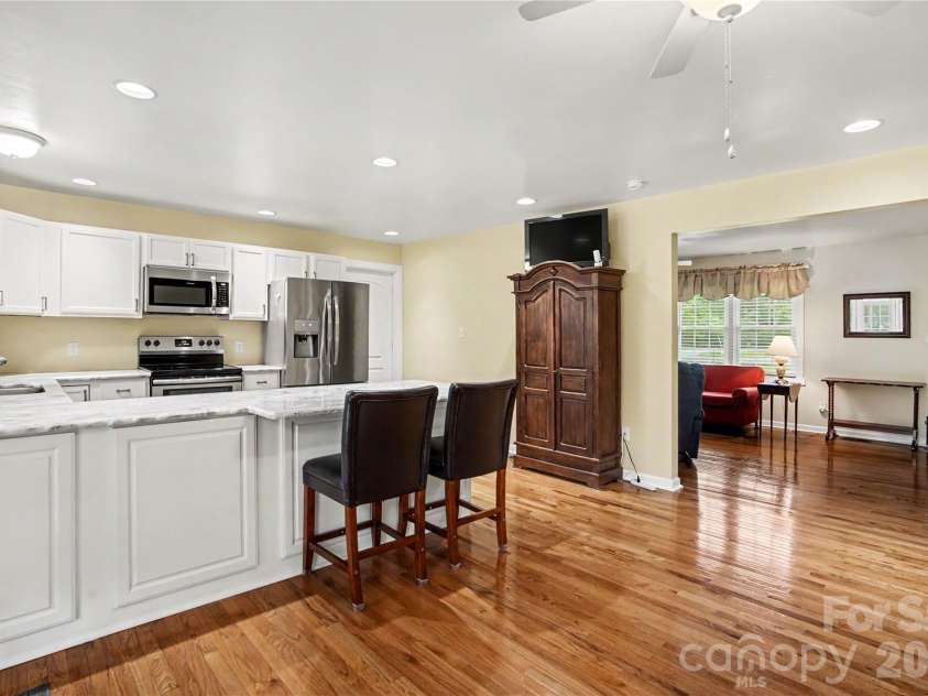 277 Westerwood Drive, Rock Hill, SC 29732.  MLS# CAR4392091, YatesRealty ID 30062. 