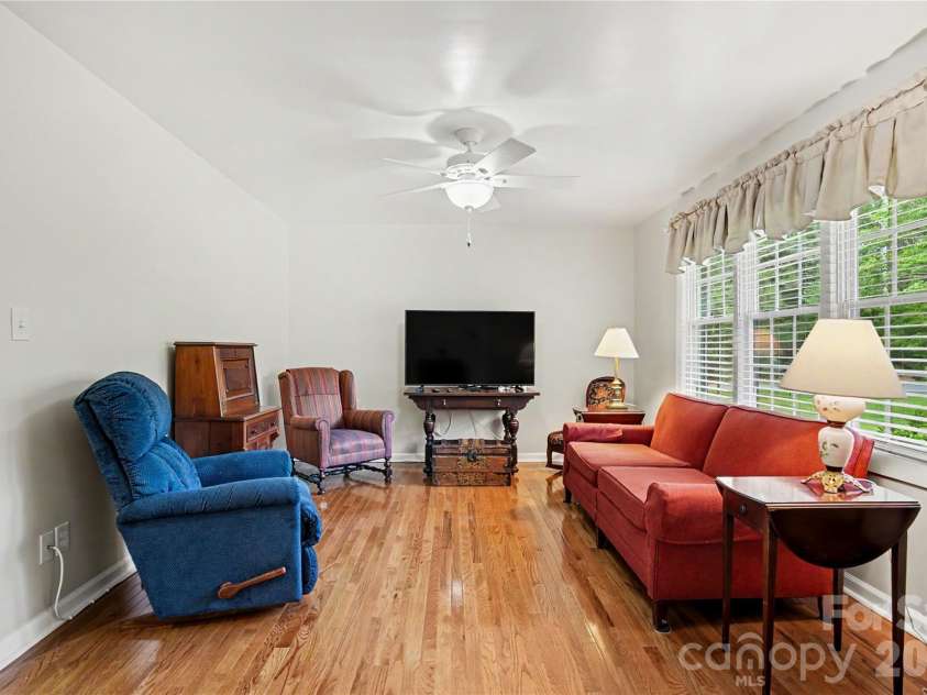 277 Westerwood Drive, Rock Hill, SC 29732.  MLS# CAR4392091, YatesRealty ID 30062. 