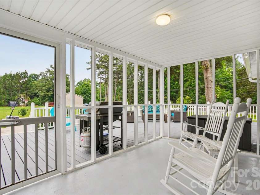 277 Westerwood Drive, Rock Hill, SC 29732.  MLS# CAR4392091, YatesRealty ID 30062. 