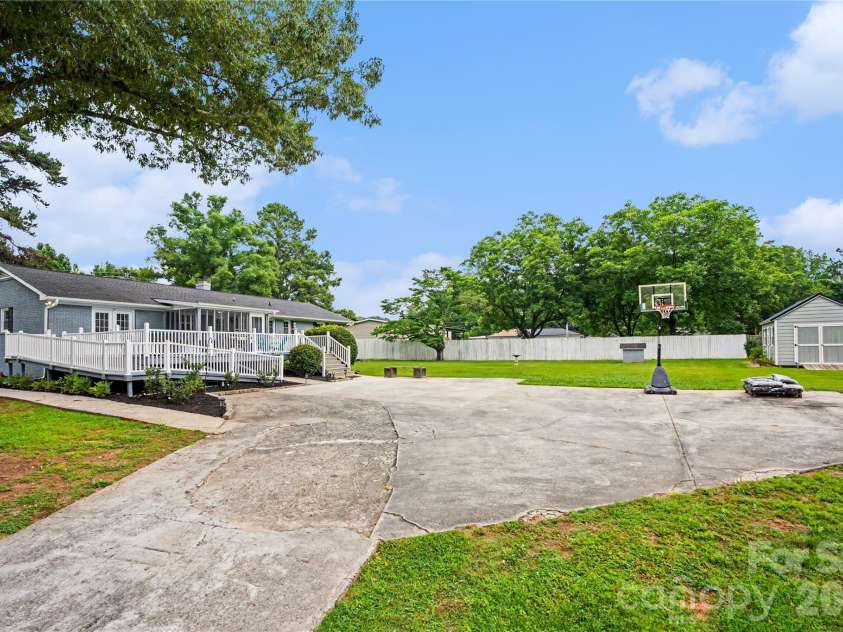 277 Westerwood Drive, Rock Hill, SC 29732.  MLS# CAR4392091, YatesRealty ID 30062. 