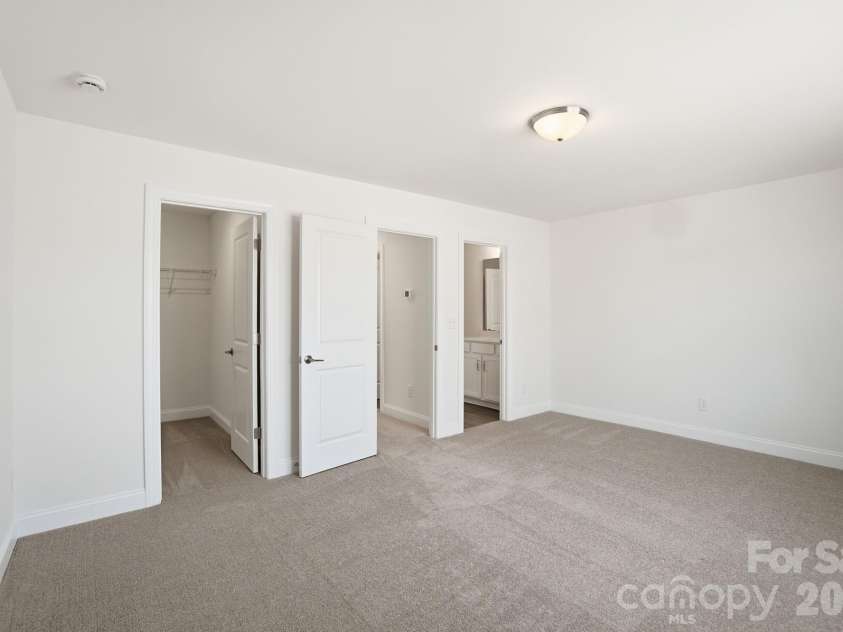 3073 Founding Fathers Drive, Gastonia, NC 28056.  MLS# CAR4331254, YatesRealty ID 30063. 