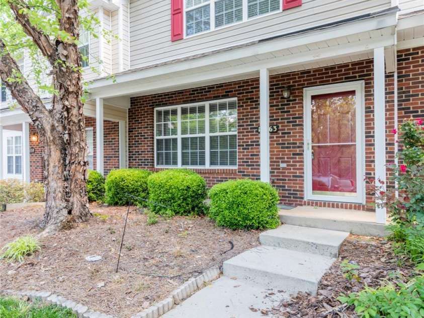 10763 Holly Ridge Boulevard, Charlotte, NC 28216.  MLS# CAR4274578, YatesRealty ID 30065. 