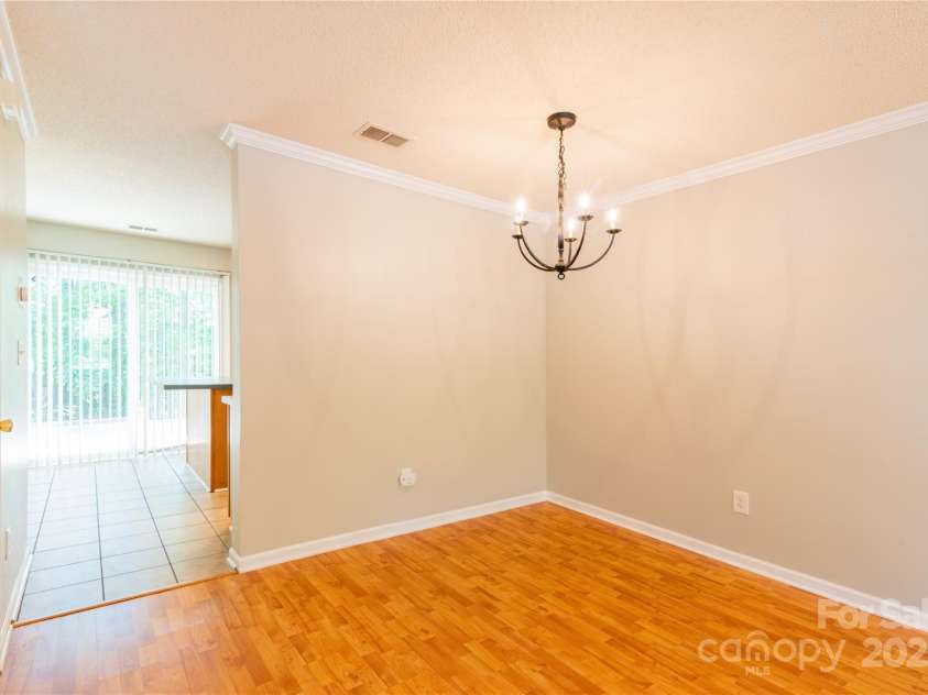10763 Holly Ridge Boulevard, Charlotte, NC 28216.  MLS# CAR4274578, YatesRealty ID 30065. 