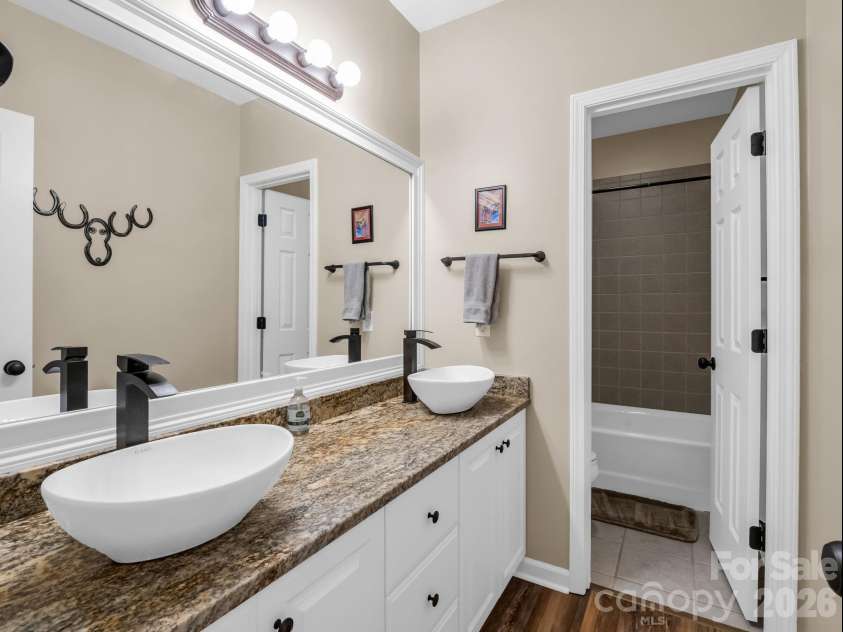 140 Mount Hebron Road, Hendersonville, NC 28739.  MLS# CAR4350162, YatesRealty ID 30065. Lower Level Full Bath