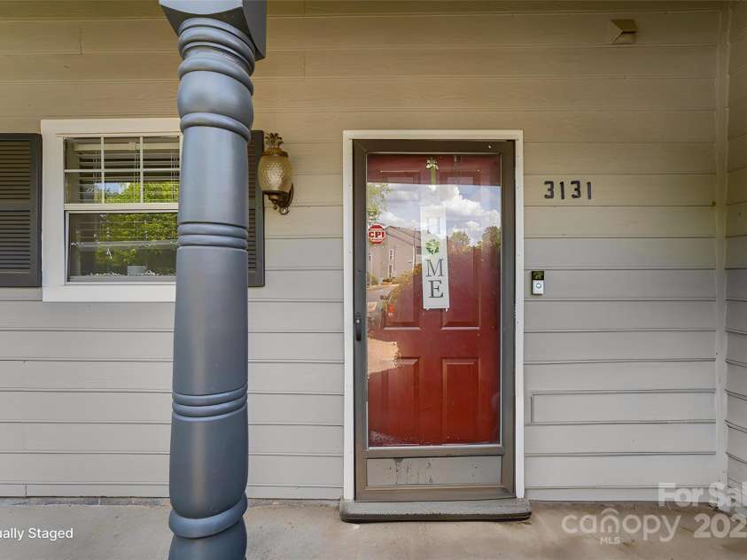 3131 Heathstead Place, Charlotte, NC 28210.  MLS# CAR4252904, YatesRealty ID 30066. 