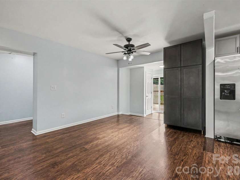 9902 Forest Drive, Charlotte, NC 28216.  MLS# CAR4391851, YatesRealty ID 30066. 