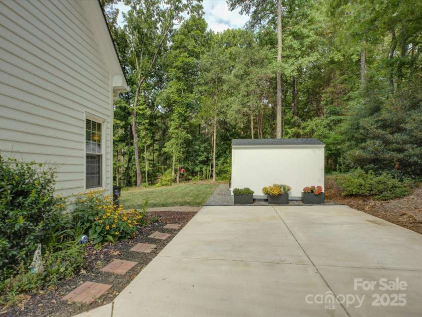 3305 Moreland Court, Fort Mill, SC 29715.  MLS# CAR4280081, YatesRealty ID 30068. 