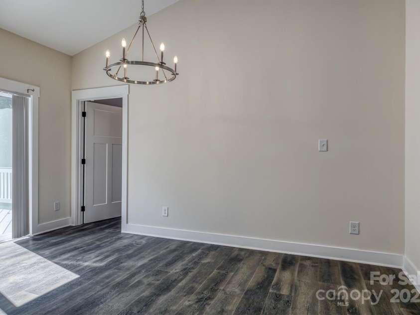 1152 Long Drive, Newton, NC 28658.  MLS# CAR4278752, YatesRealty ID 30069. Dinning Room