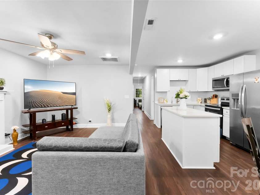 251 Salem Street, Concord, NC 28025.  MLS# CAR4390081, YatesRealty ID 30069. 