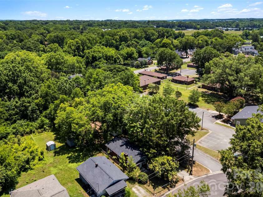 251 Salem Street, Concord, NC 28025.  MLS# CAR4390081, YatesRealty ID 30069. 