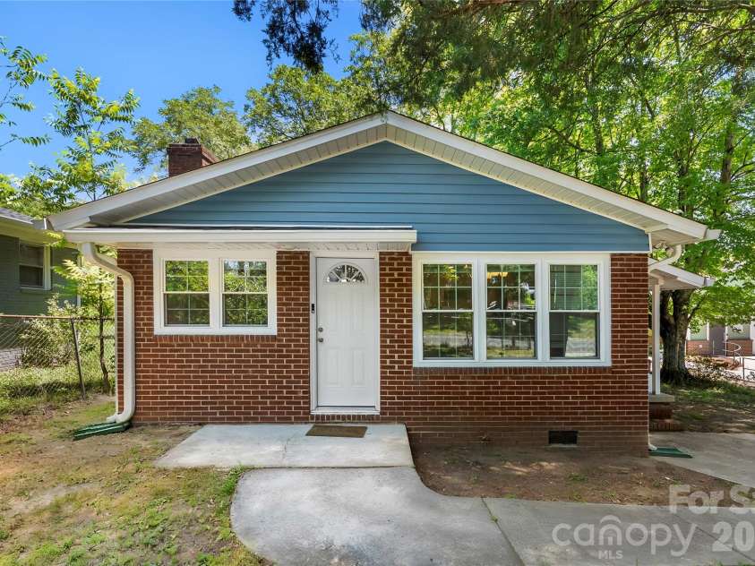 251 Salem Street, Concord, NC 28025.  MLS# CAR4390081, YatesRealty ID 30069. 