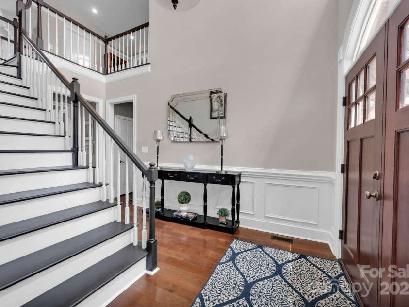 19577 Meta Road, Cornelius, NC 28031.  MLS# CAR4301112, YatesRealty ID 3007. Foyer