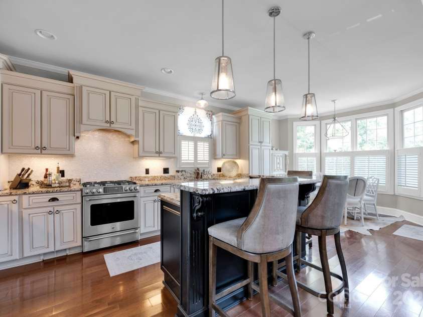 19577 Meta Road, Cornelius, NC 28031.  MLS# CAR4301112, YatesRealty ID 3007. Kitchen