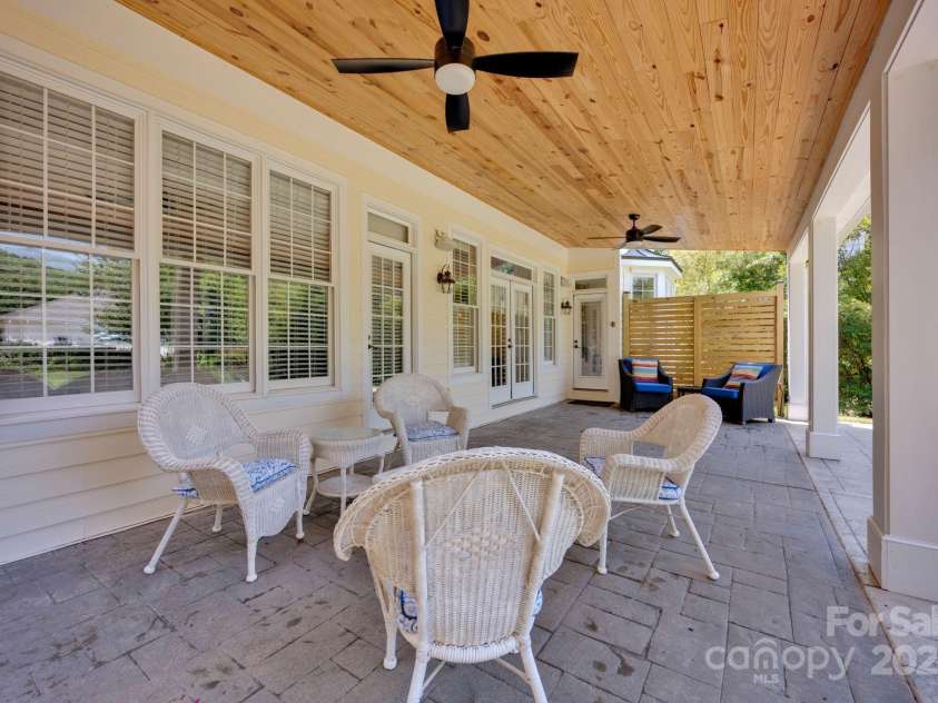 19577 Meta Road, Cornelius, NC 28031.  MLS# CAR4301112, YatesRealty ID 3007. Main House covered porch