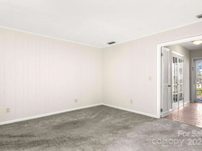 2325 Pinehaven Drive, Gastonia, NC 28054.  MLS# CAR4320832, YatesRealty ID 3007. 