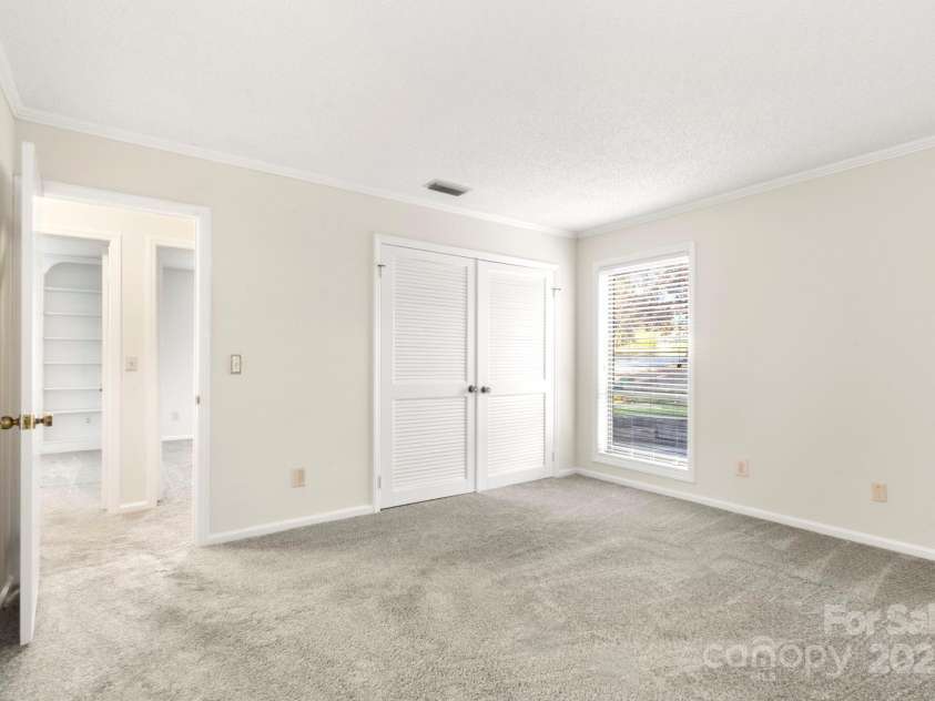 2325 Pinehaven Drive, Gastonia, NC 28054.  MLS# CAR4320832, YatesRealty ID 3007. 