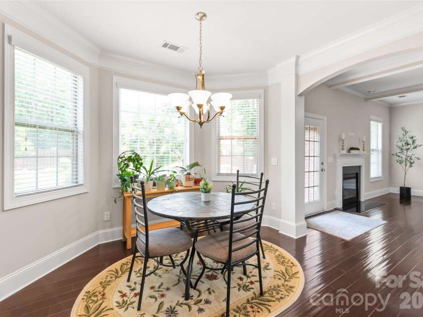 4606 Pebble Run Drive, Matthews, NC 28105.  MLS# CAR4387948, YatesRealty ID 30070. 