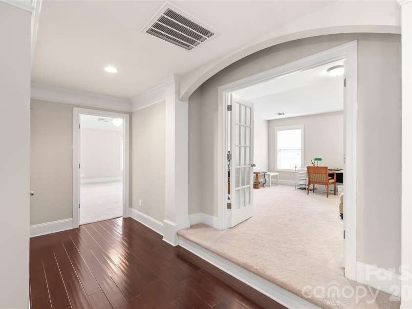 4606 Pebble Run Drive, Matthews, NC 28105.  MLS# CAR4387948, YatesRealty ID 30070. 
