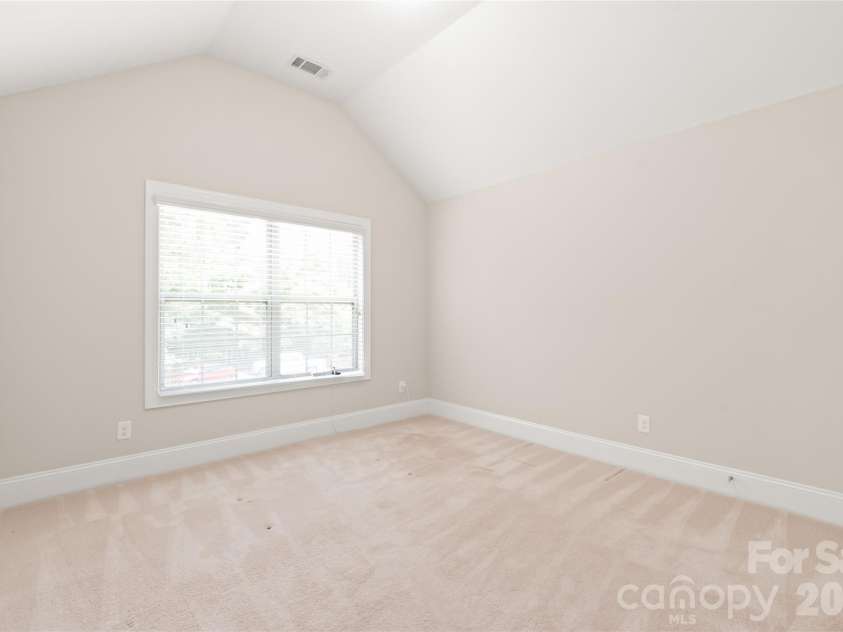 4606 Pebble Run Drive, Matthews, NC 28105.  MLS# CAR4387948, YatesRealty ID 30070. 